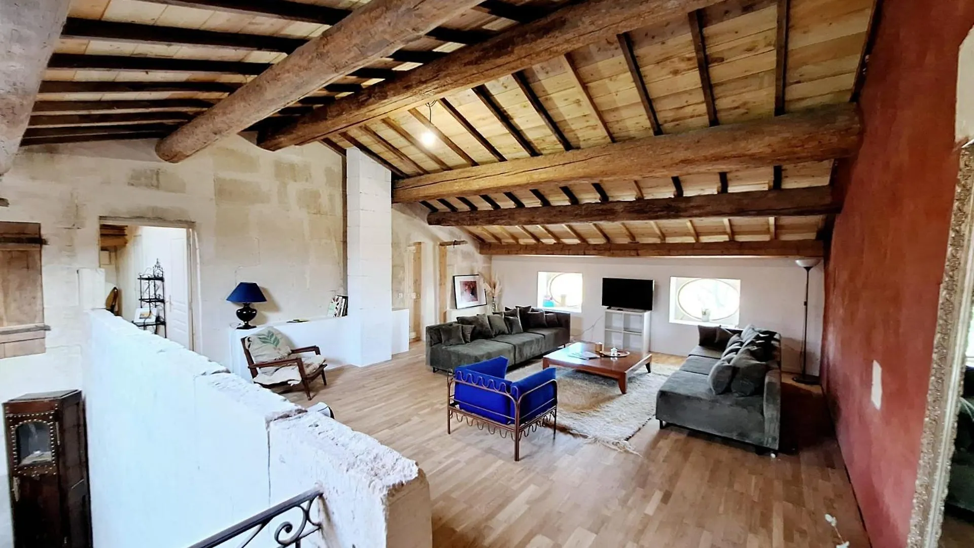 Ancien Couvent Avec Piscine Entre Alpilles Et Camargue Pour 10 Personnes Villa Arles