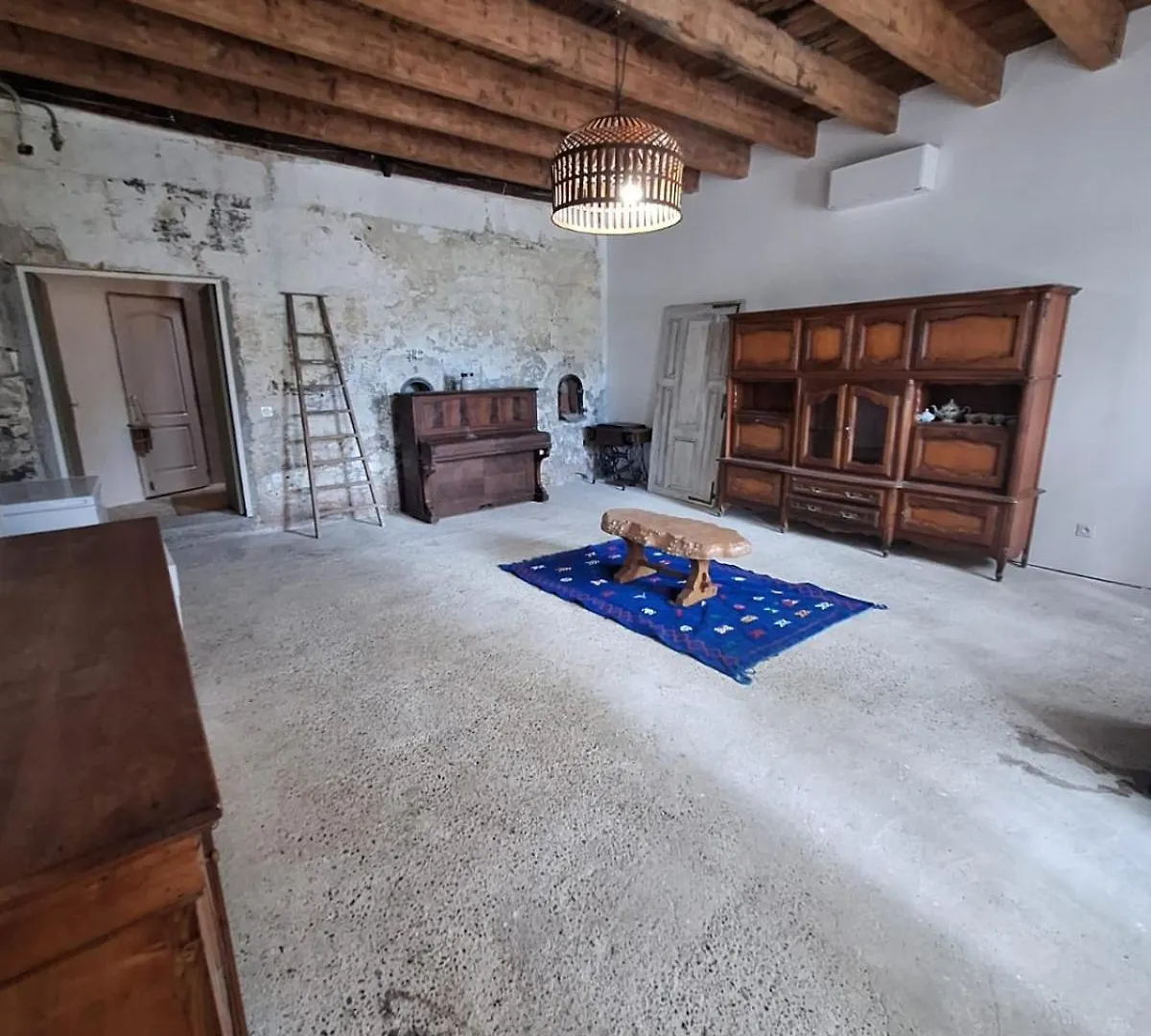 Ancien Couvent Avec Piscine Entre Alpilles Et Camargue Pour 10 Personnes Villa Arles